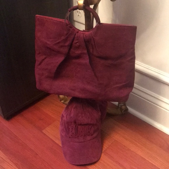 Victoria's Secret Handbags - NWOT Victoria Secret Purse